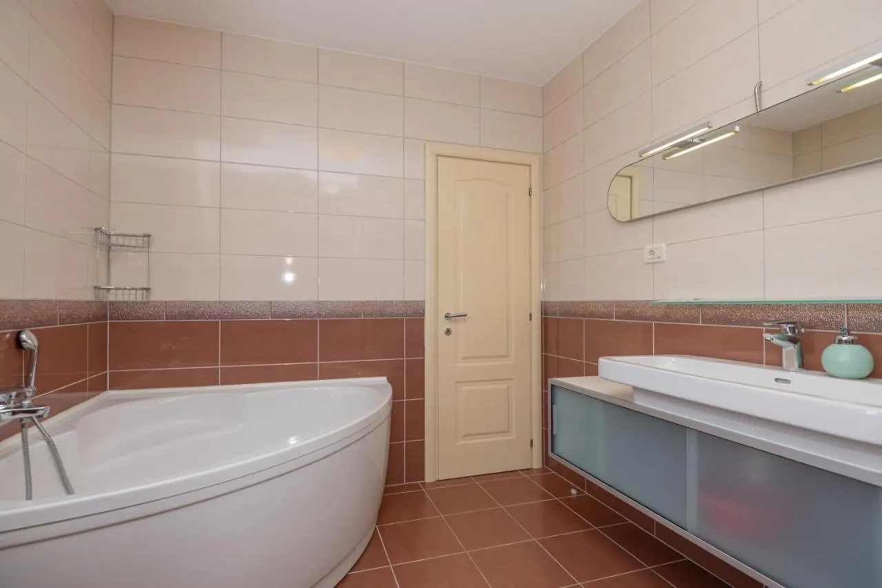 Residence Nada Gornji Seget 0*,